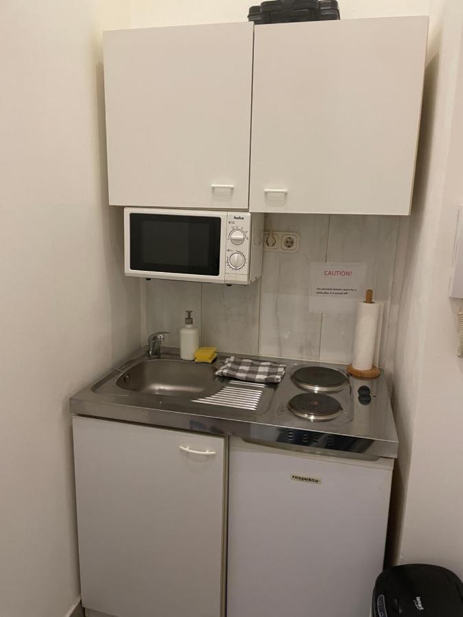Hutteldorf Apartment Відень Екстер'єр фото